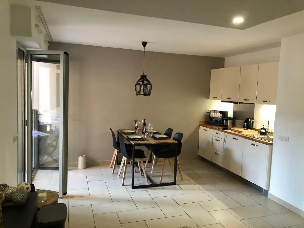 10 Rue De La Rampe Apartment Cannes France