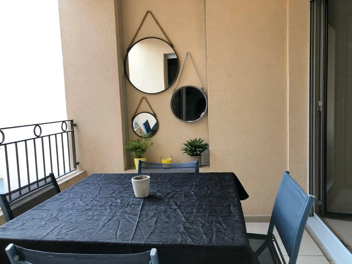 10 Rue De La Rampe Apartment Cannes France